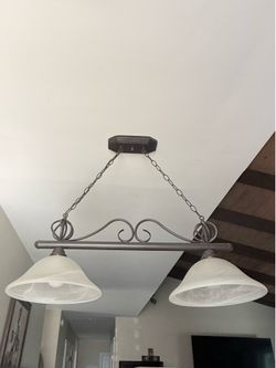 Light fixture
