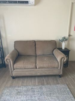 Love seat