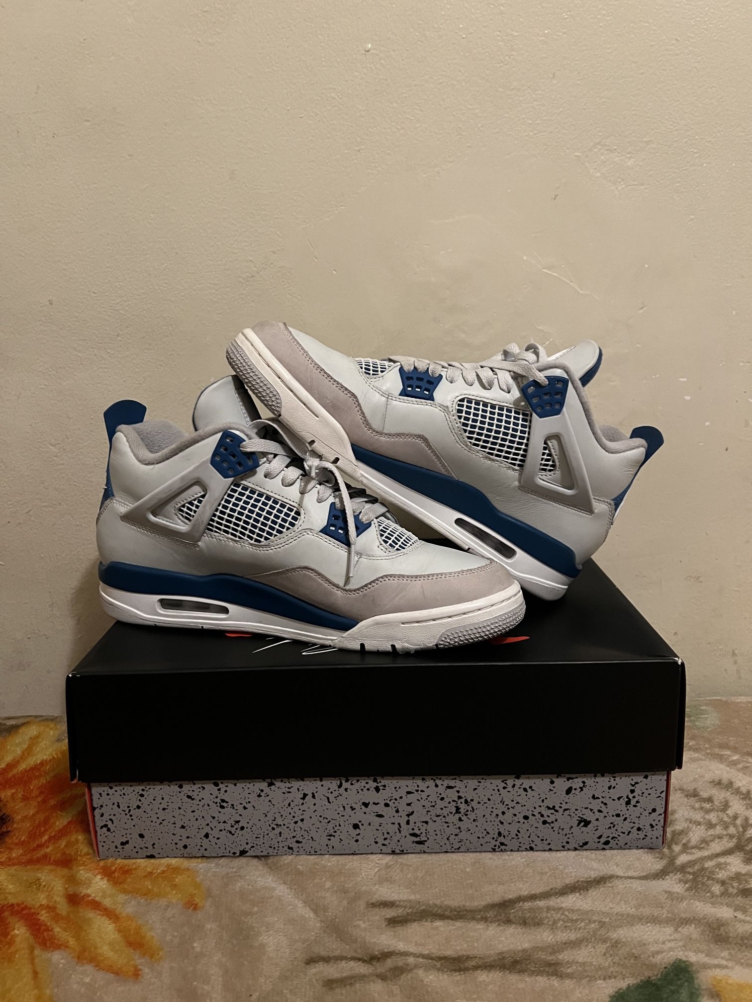 Jordan 4 Military Blue