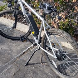 Electric Bike White eWave - American Flyer - $325.99