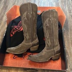 Freebird Woodland Grey Suede