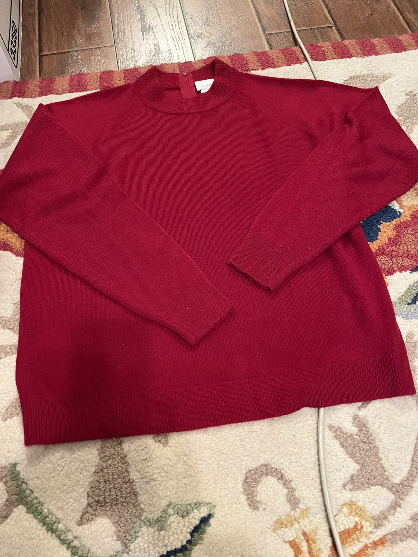 Women’s Sweater