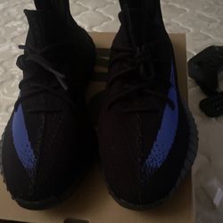Yeezy 350 V2