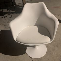 Fiberglass Tulip Swivel Armchair, White PU Leather $200