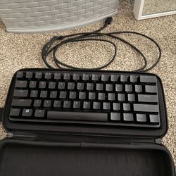 Razer Huntsman mini 60% gaming keyboard