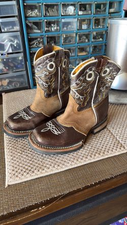 Leather boots