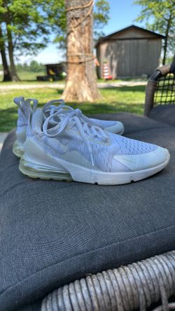 Nike 270