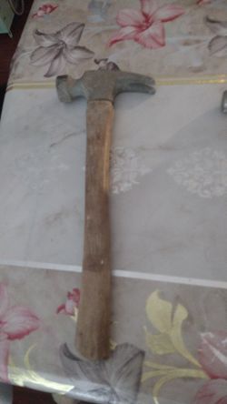 Craftsman straight claw hammer 18 oz including the handle