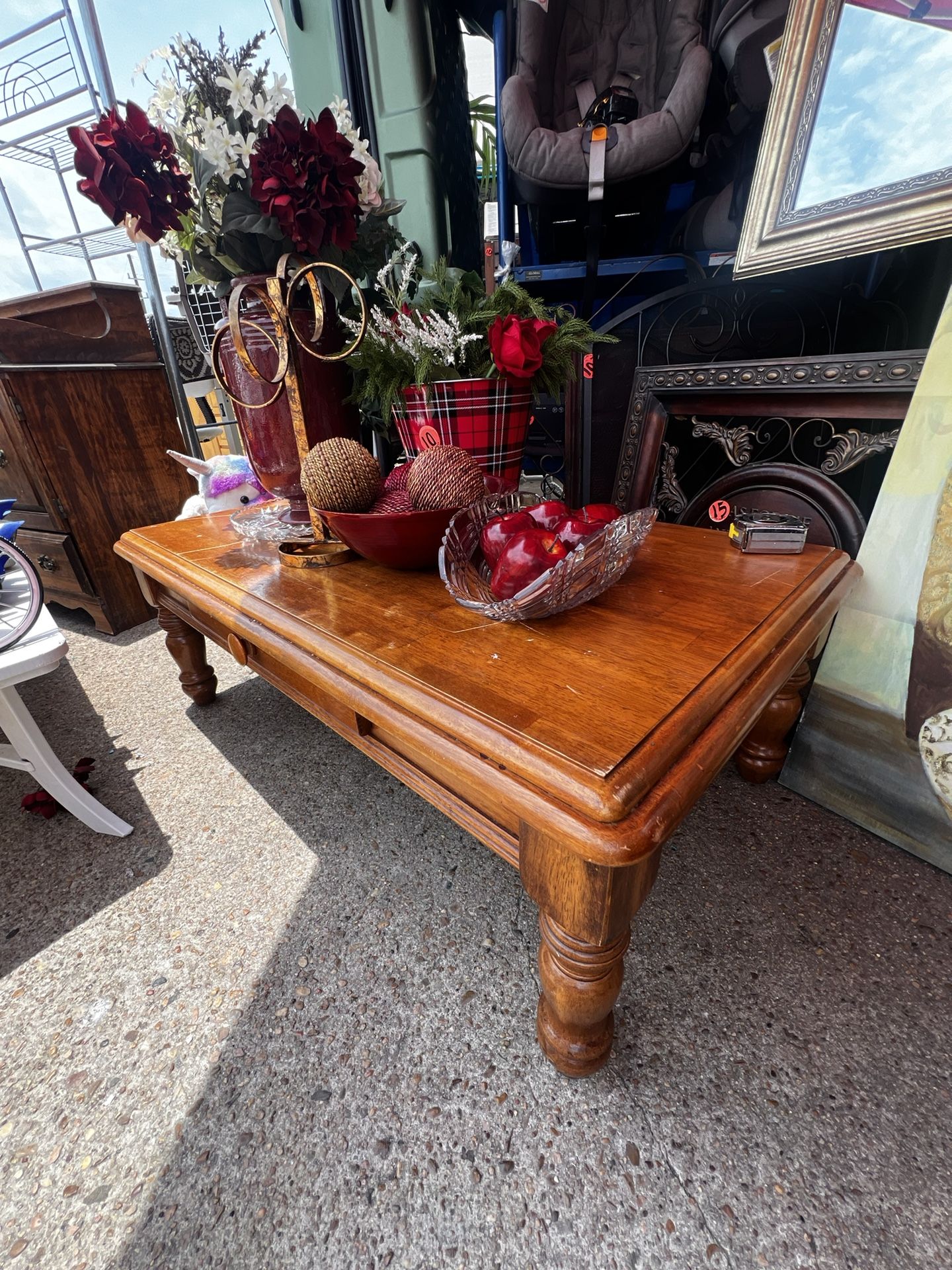 Coffe Table H16”L46”w25”