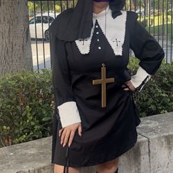 Costume The Nun