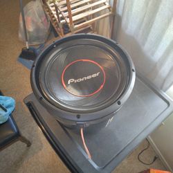 12in Pioneer Subwoofer