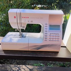 Singer Quantum Stylist 9960 Sewing Machine