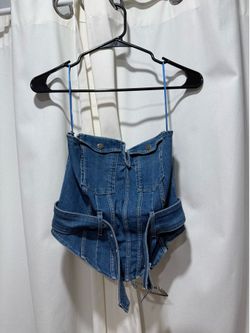 Small denim tube top with belt