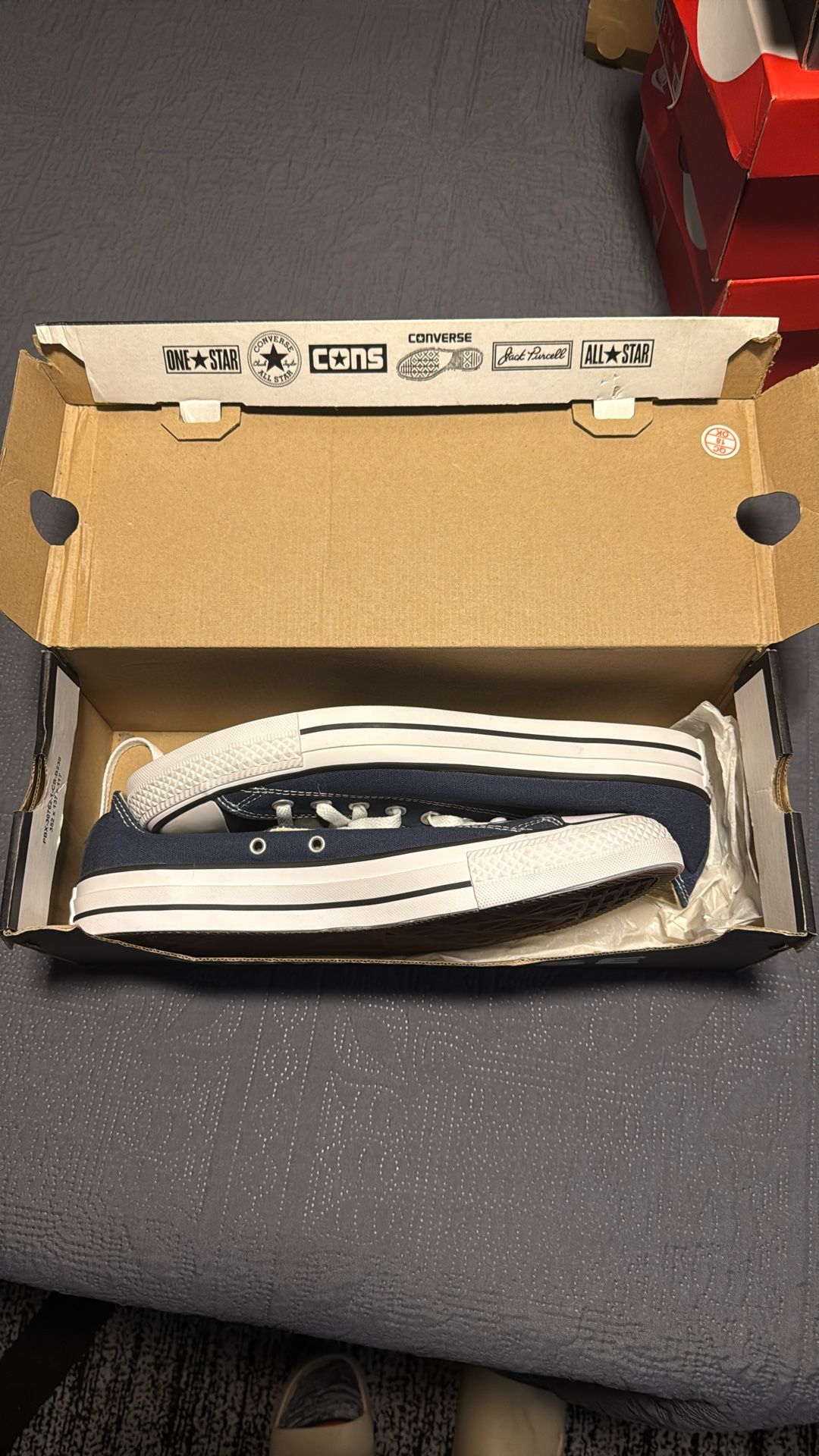 Size 11 Converse