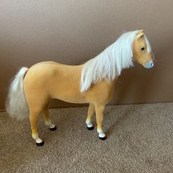 American Girl   horse 20 inches