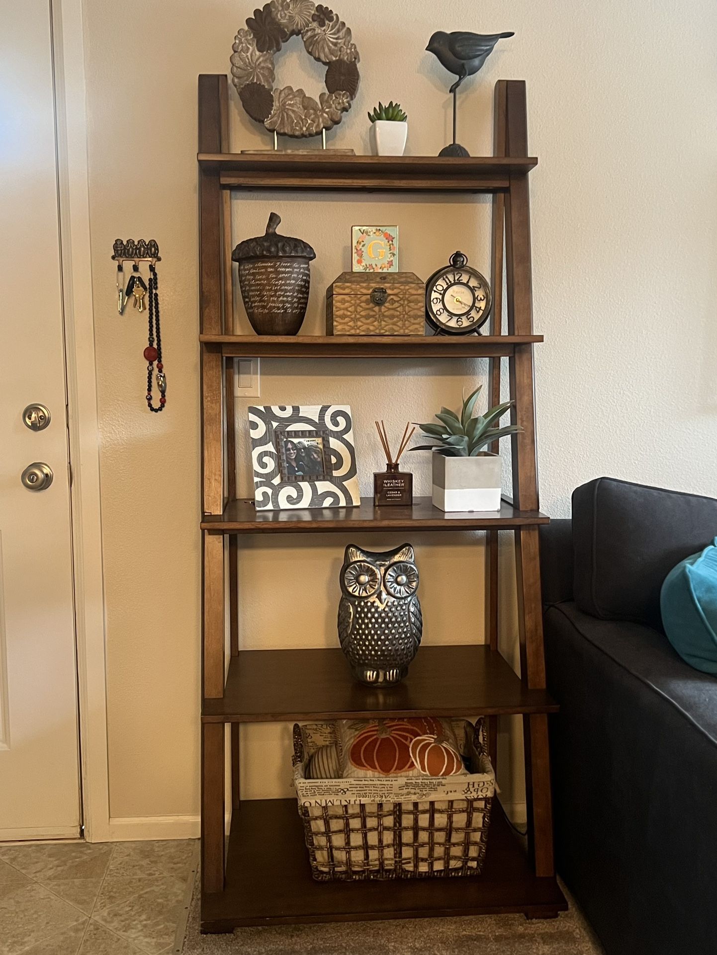 Ladder Bookshelf