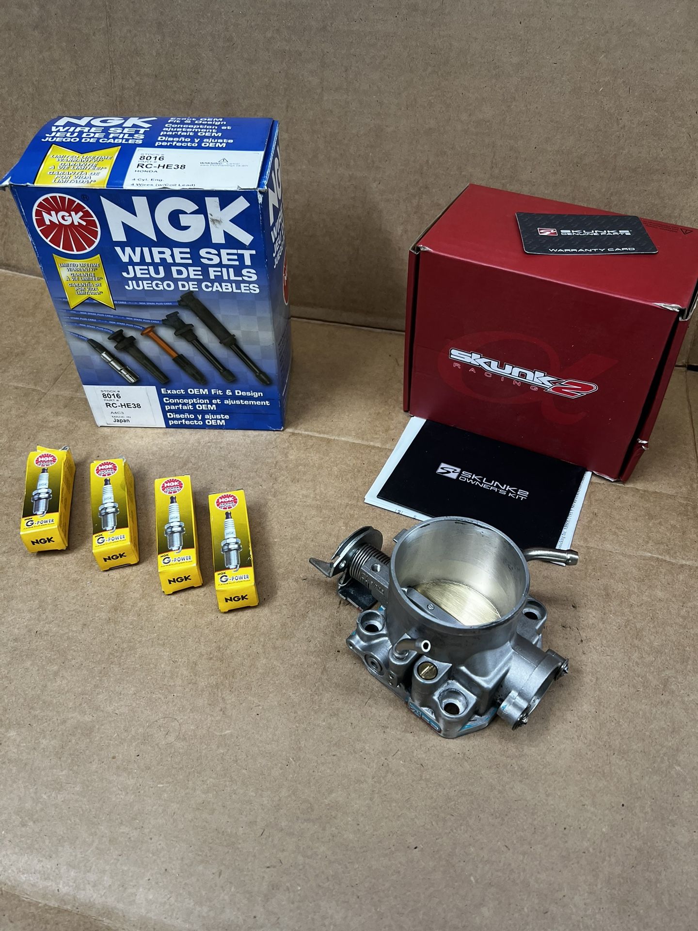 Skunk2 Alpha Series Throttle Body Fits Integra Del Sol With NGK Spark Plugs And Ignition Wires