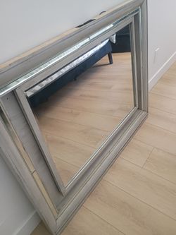 Mirror for sale $40