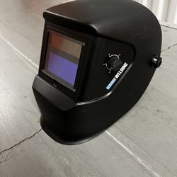 Auto-Darkening Welding Helmet – Chicago Electric