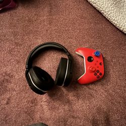 Xbox  controller with headphones 