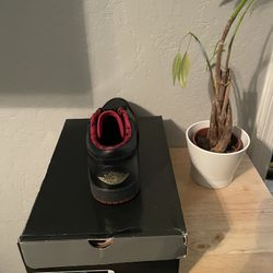 Size 10.5 - Air Jordan 1 Retro Low Black Silver Red NEW DS!!