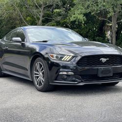 2016 FORD MUSTANG PREMIUM 2.3 *****TITLE ON HAND IF PAYING CASH****