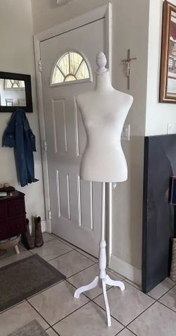 Mannequin. Firm price!