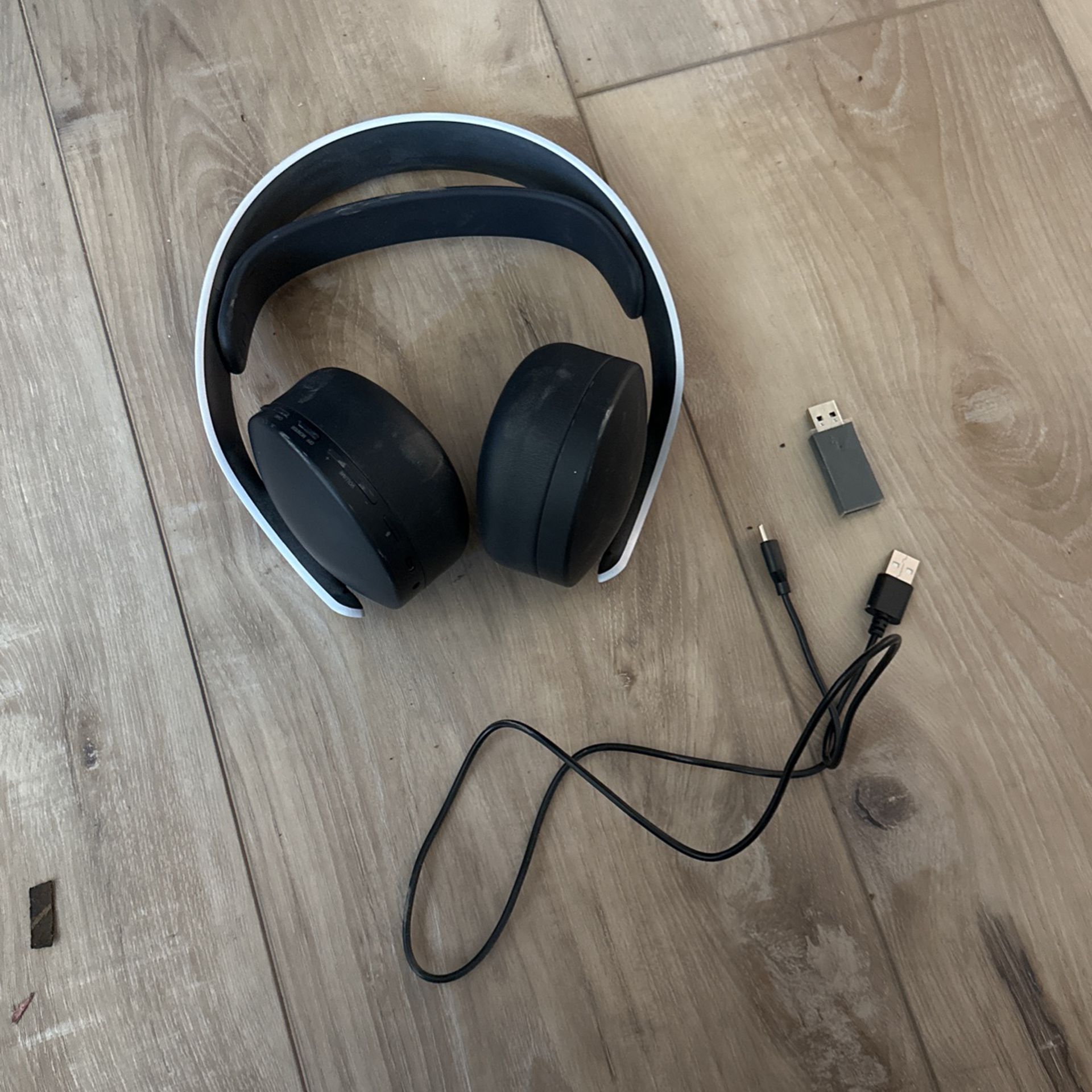 Sony Ps5 pulse Headphones , Like New!