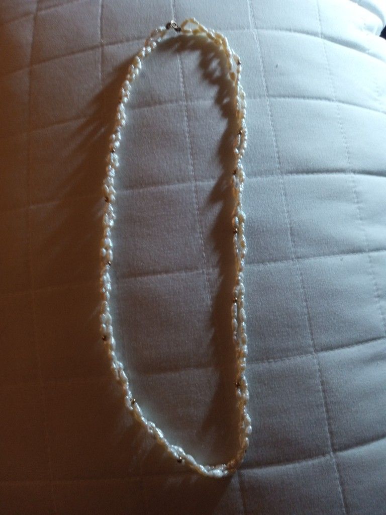 Beautiful Large 22 " 14 Kt Gold/ 175 Pearls And Gold Beads (1) Listed$425 Me ,$300