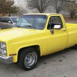 1983 C10 Chevy Scottsdale truck