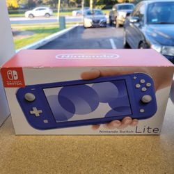 Nintendo Switch Lite (Blue) – Excellent Condition