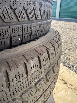 Set of All-Terrain Tires/ Snow Tires LT275/70R18