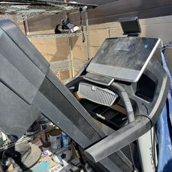 Fully Functional Treadmill Pro form 