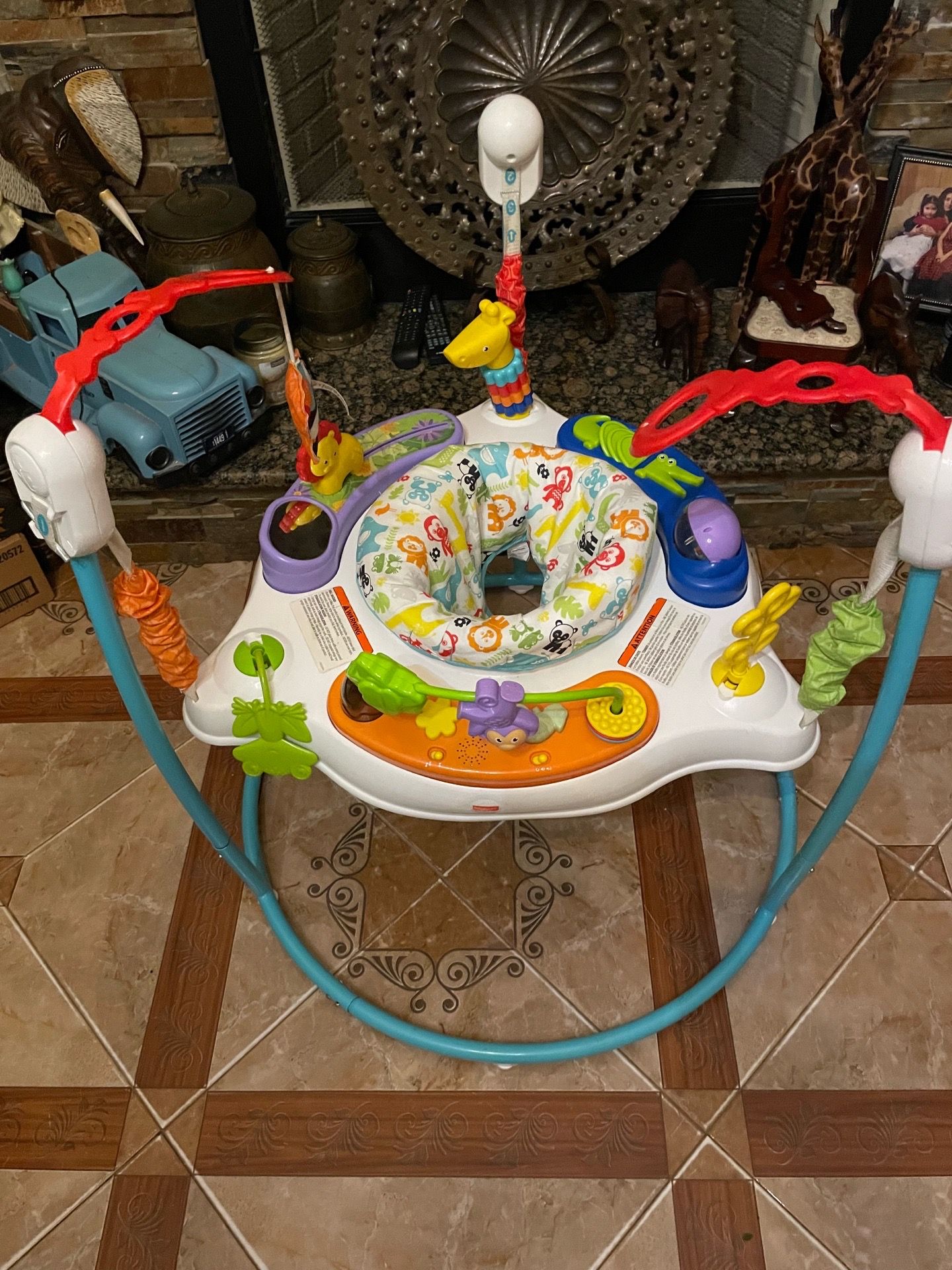 UNISEX Fisher-Price Animal wonders Jumperoo activity center model: FFJ00