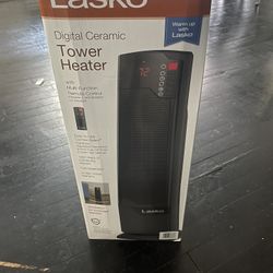 Digital ceramic tower heater