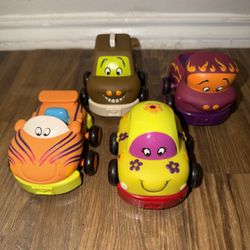 https://offerup.com/redirect/?o=Qi5Ub3lz 4 Pull-Back Toy Vehicles
