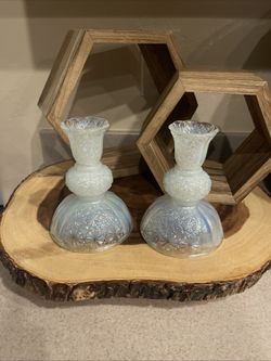 2 NWT Vintage Fenton Glass Opalescent Iridescent Daisy & Buttons Candlesticks