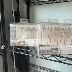 24 number or name tag holder