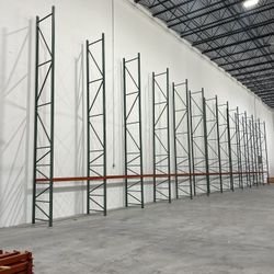 Teardrop Pallet Racking Beams Uprights Wire Decks Forklifts 