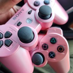 Pink PS3 Controllers Clean!!!