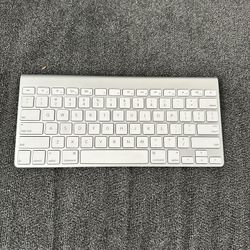 Apple Wireless Keyboard 