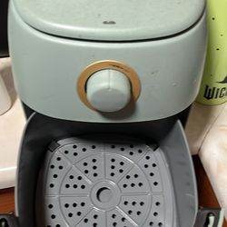 Kitchen Items For Sale