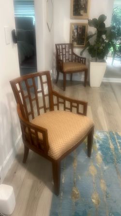 Accent Chairs