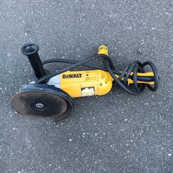 Dewalt electric corded Big 9" grinder with handle works great 