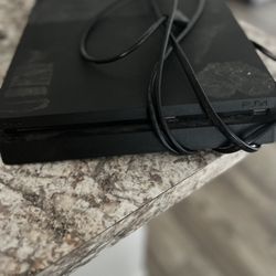 PS4 Slim