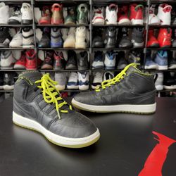 Jordan 1 Retro ‘94 ‘Black Venom Gree’ Size 8