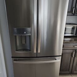 Refrigerator GE PROFILE 