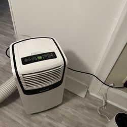 PORTABLE AC UNIT