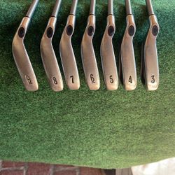 Callaway Steelhead Lefty Irons 3-9