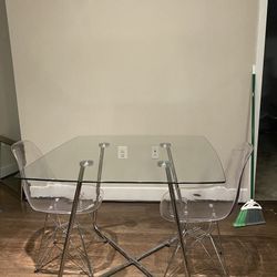 Dining table With Chairs